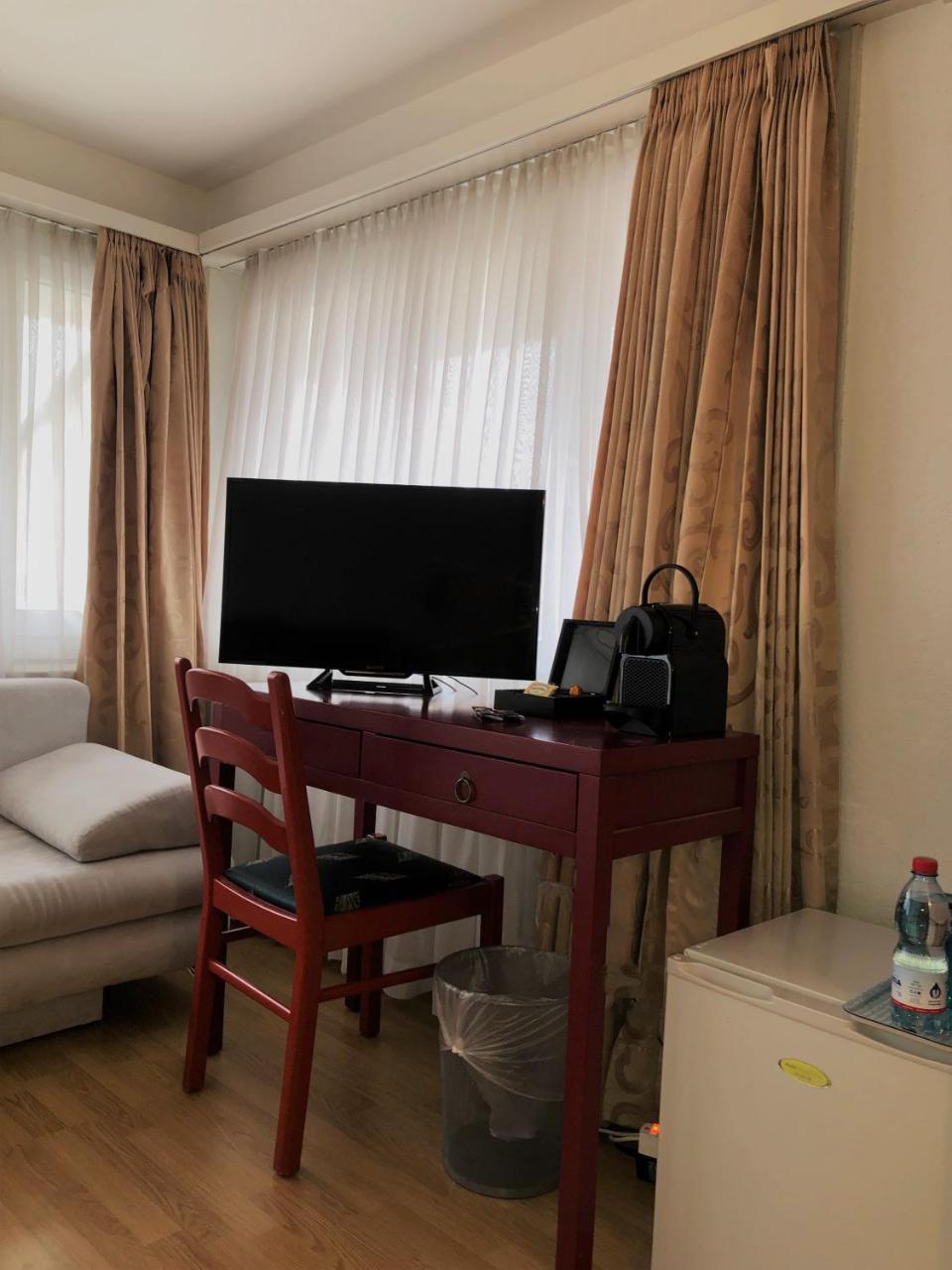 City Hotel Веттінген Екстер'єр фото